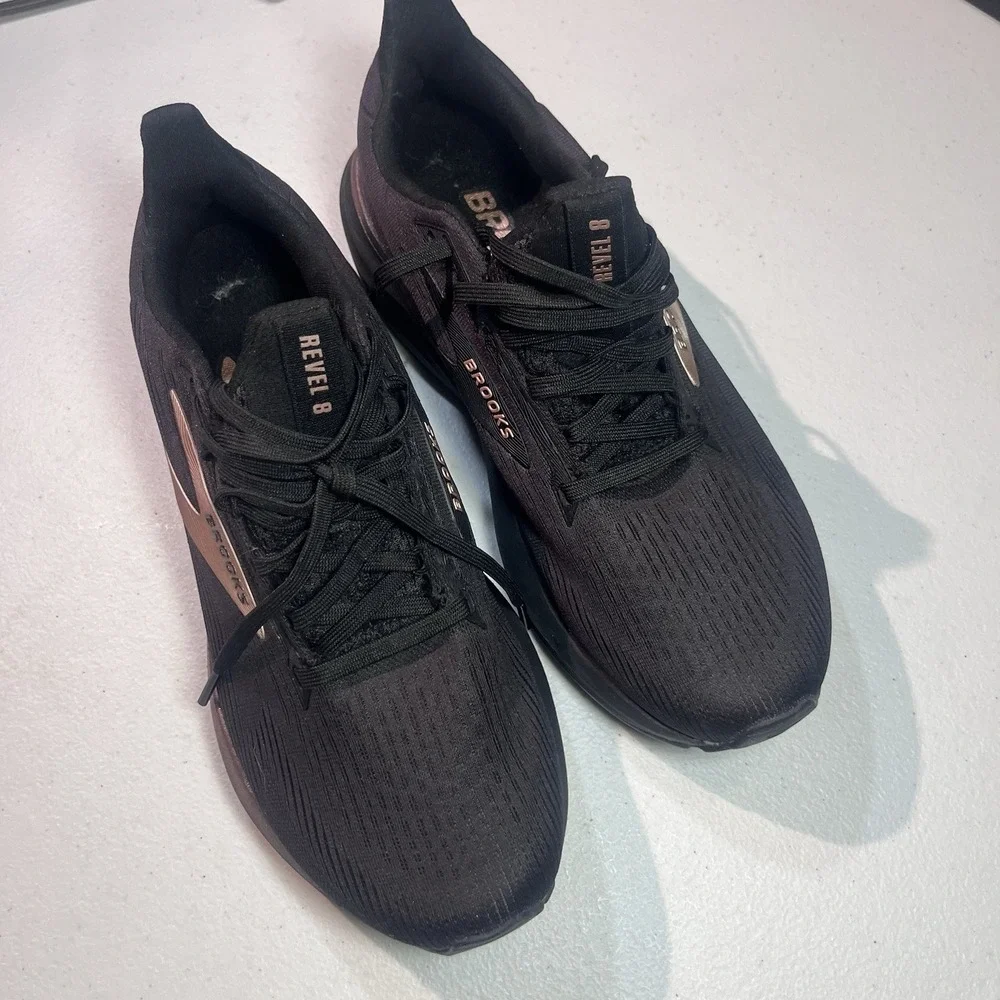 Brooks Revel 8 Shoes Womens Size 8.5Black Rose Gold Running Sneakers 1204561B043